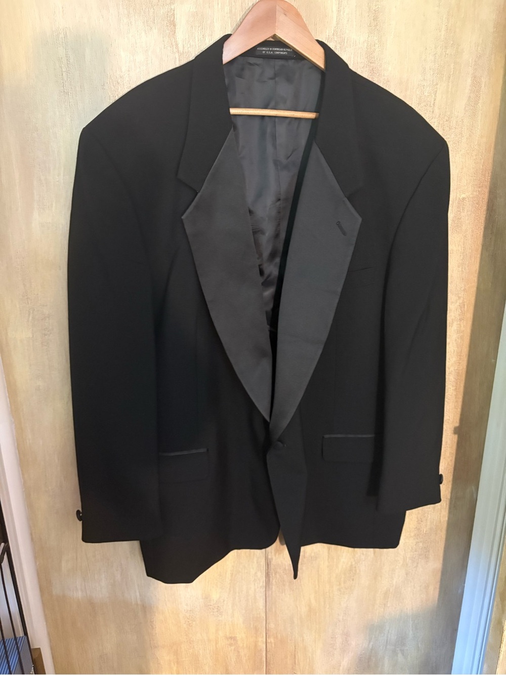 Neil Allyn Classic Black Tuxedo Jacket 52R